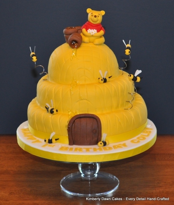 Winnie the Pooh Cake Ideas / Winnie the Pooh Themed Cakes