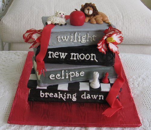 Twilight Cake Ideas / Twilight Themed Cakes