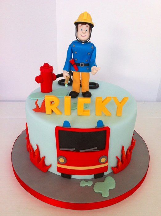 Fireman Sam Themed Cakes / Fireman Sam Cake Ideas